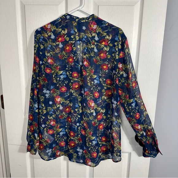 Kut from the Kloth size large sheer blue floral blouse, v-neck, tunic - Picture 10 of 10